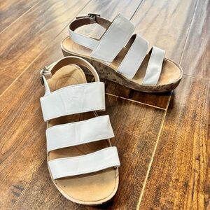 Life Stride Wynonna Wedge Slingback - Size 8.5